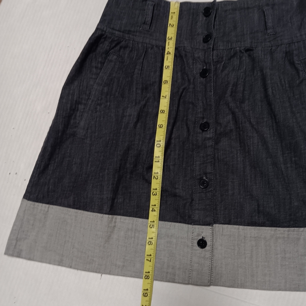 THEORY two-tone chambray denim button down skirt, 4 - Picture 9 of 11